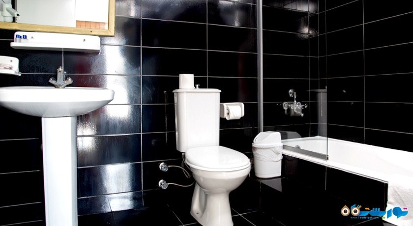 حمام و سرویس بهداشتی اتاق ها